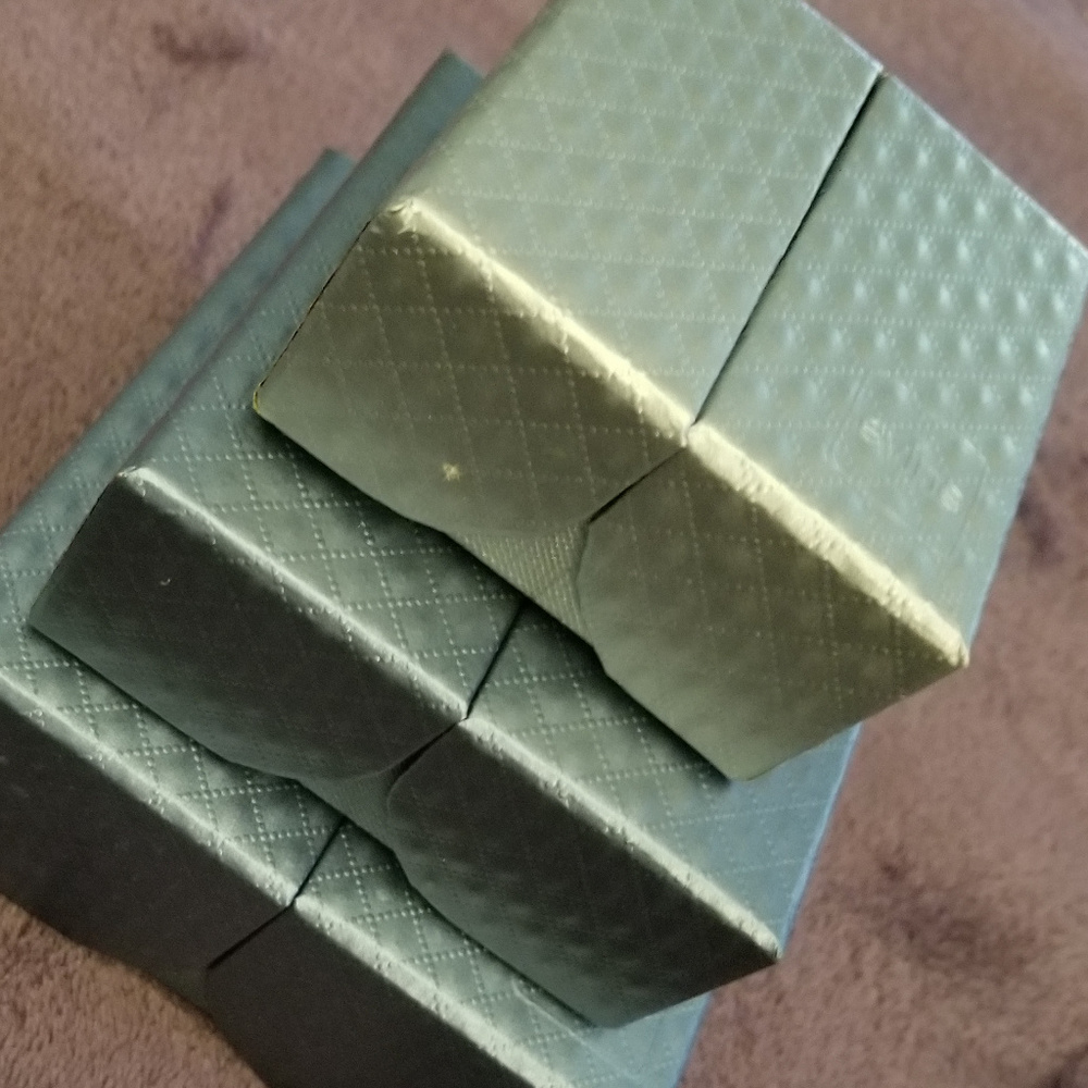 Jewelry gift box with drawstring bags LOT